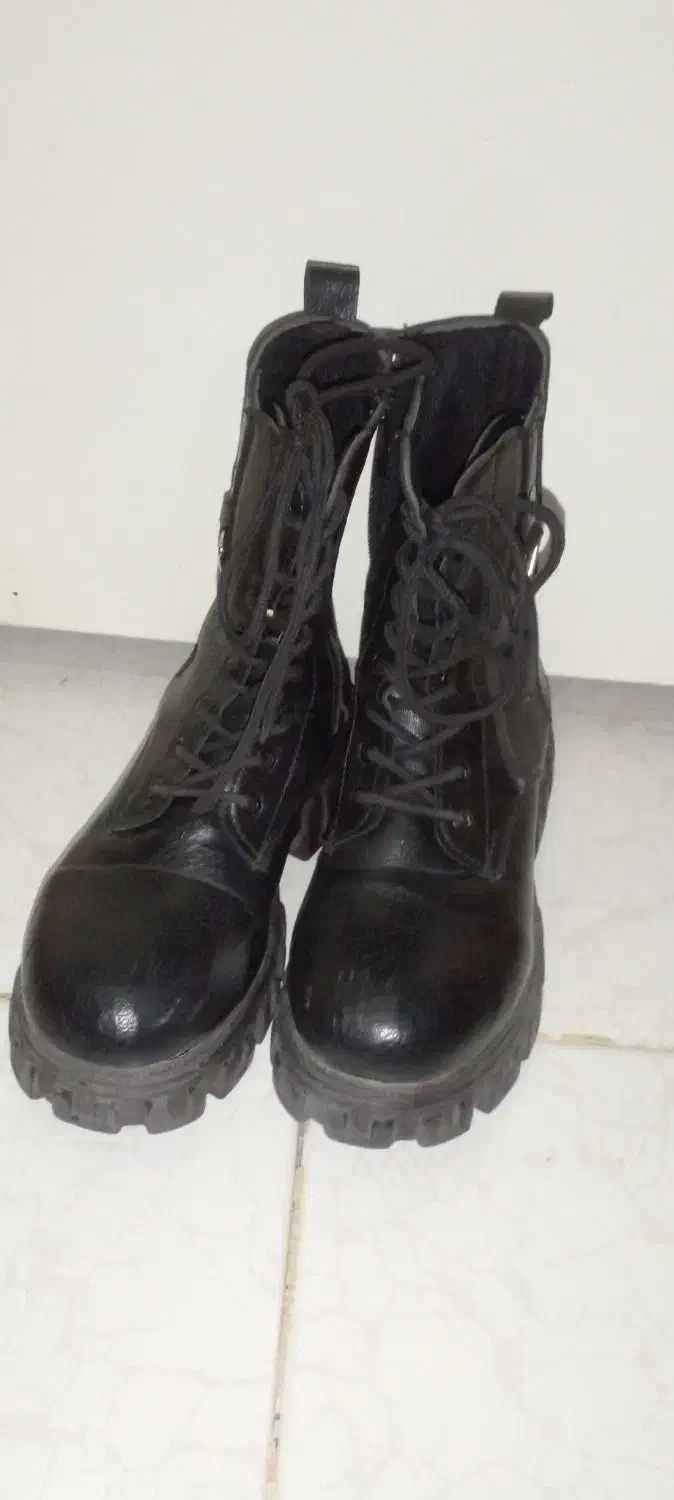 بوتین سایز ۳۸|کیف، کفش، کمربند|تبریز, |دیوار