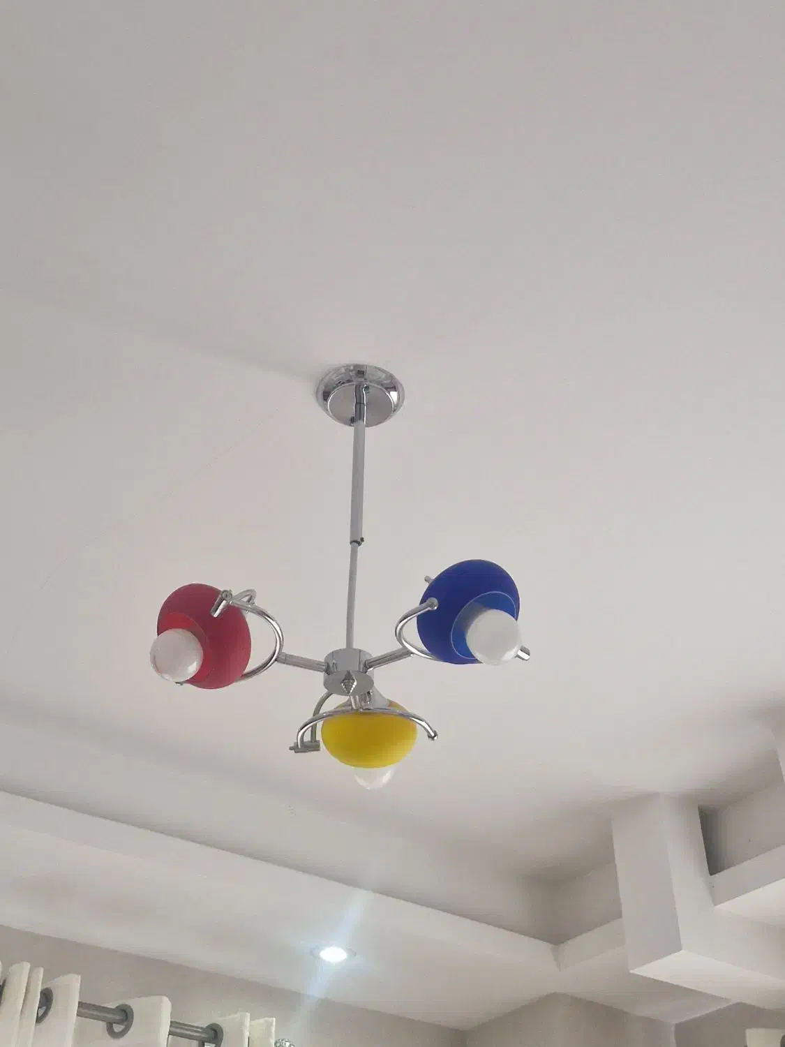 لوستر|لوستر و چراغ آویز|رشت, رشتیان|دیوار