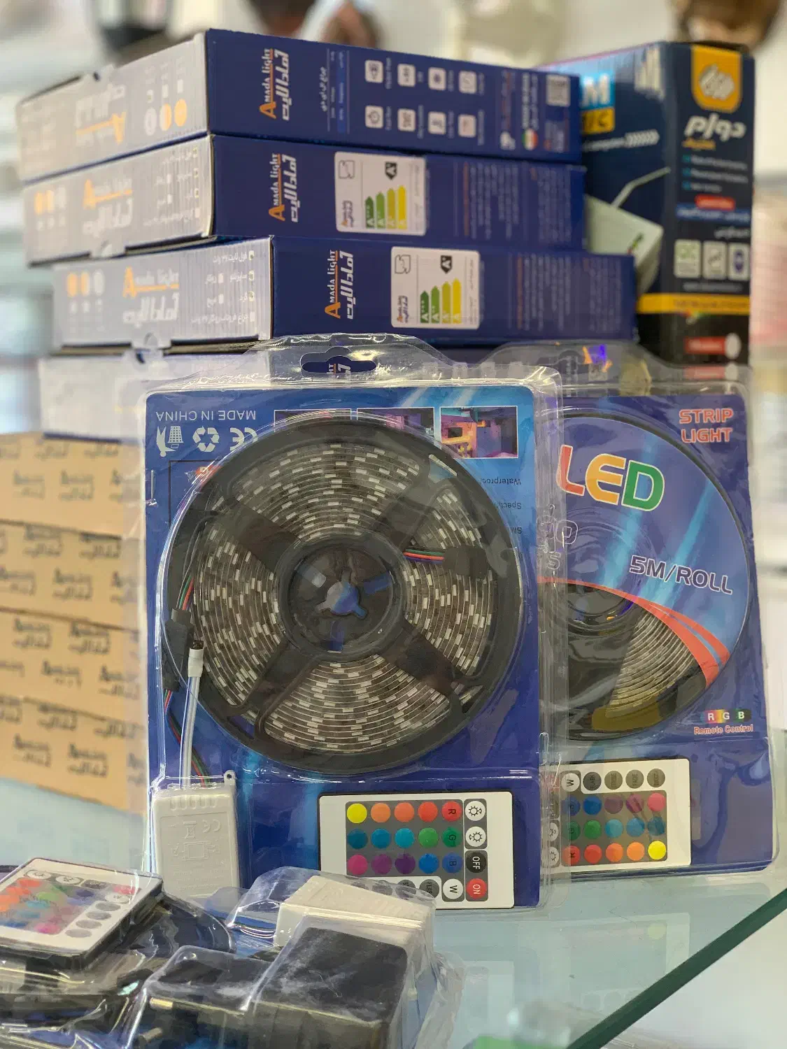 رسیه مولتی کار هفت رنگه پشت جسب دار|ریسه و چراغ تزئینی|قم, چهل درخت|دیوار