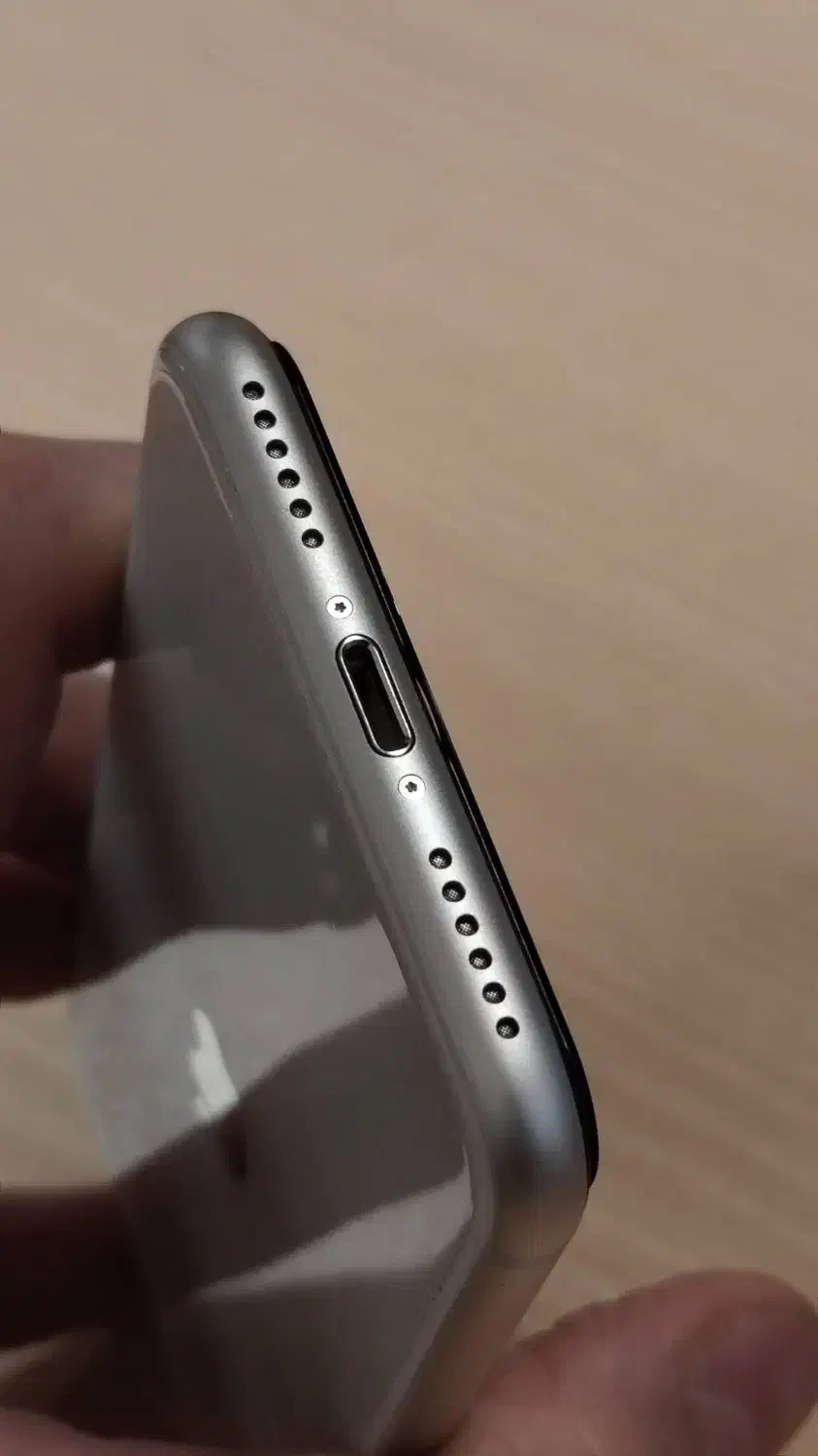 آیفون SE 2022 مشابه آکبند|موبایل|تهران, ونک|دیوار