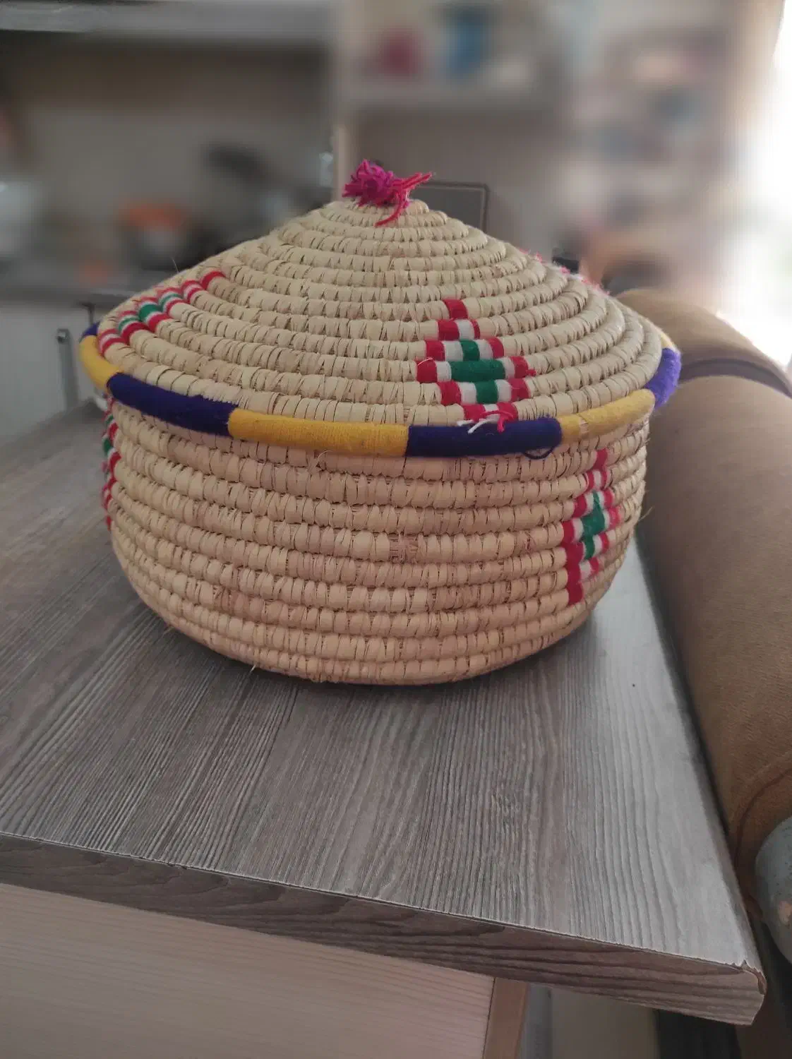 سبد حصیری|صنایع دستی و سایر لوازم تزئینی|اصفهان, خواجه عمید|دیوار