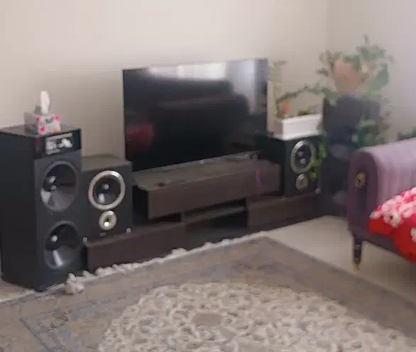 سیستم صوتی و led میز تلویزیون|تلویزیون و پروژکتور|پرند, فاز ۶|دیوار