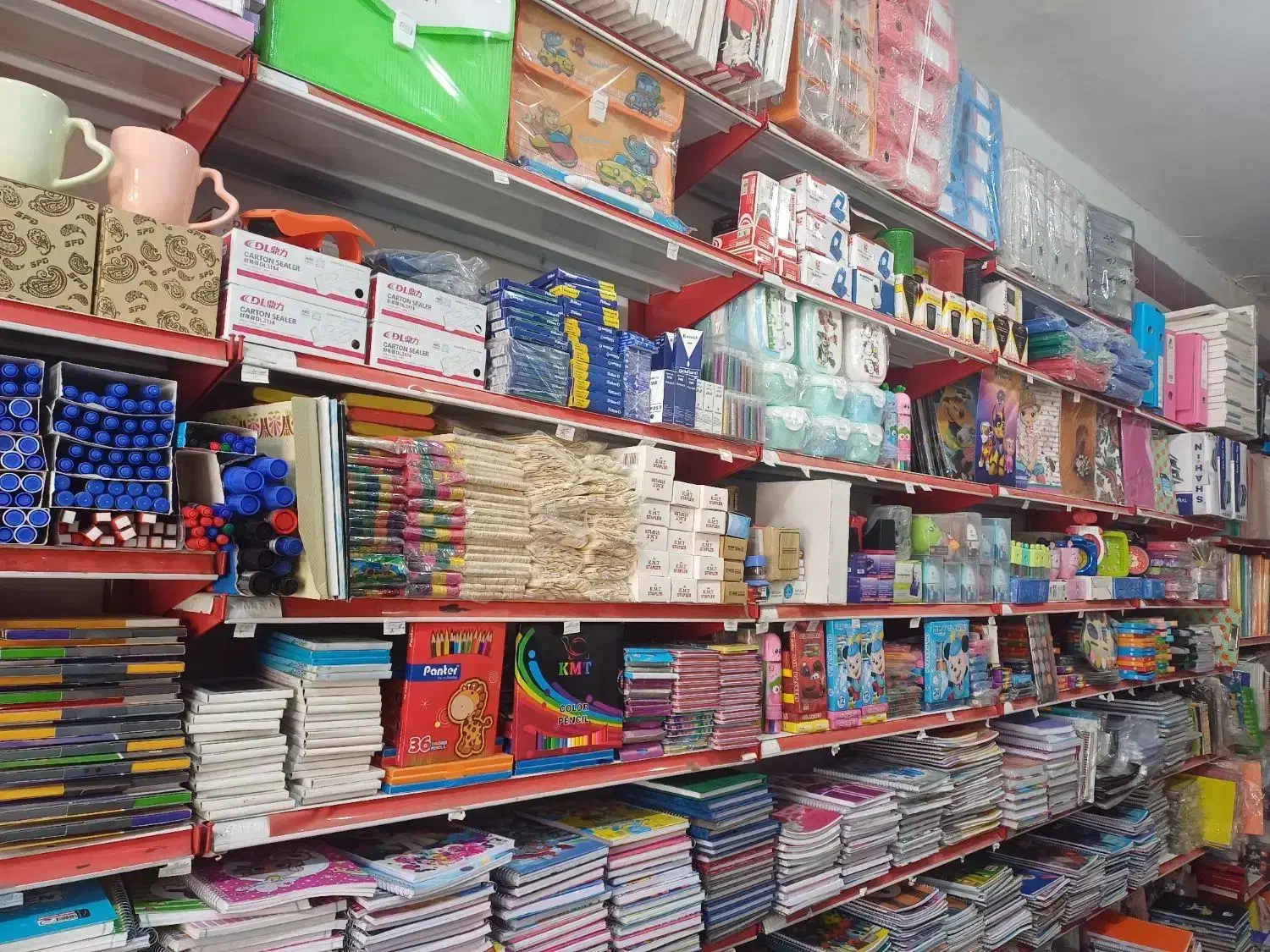 نوشت افزار سینایی چهاراه صاحبالزمان خیابان عمران|لوازم التحریر|دوگنبدان, |دیوار