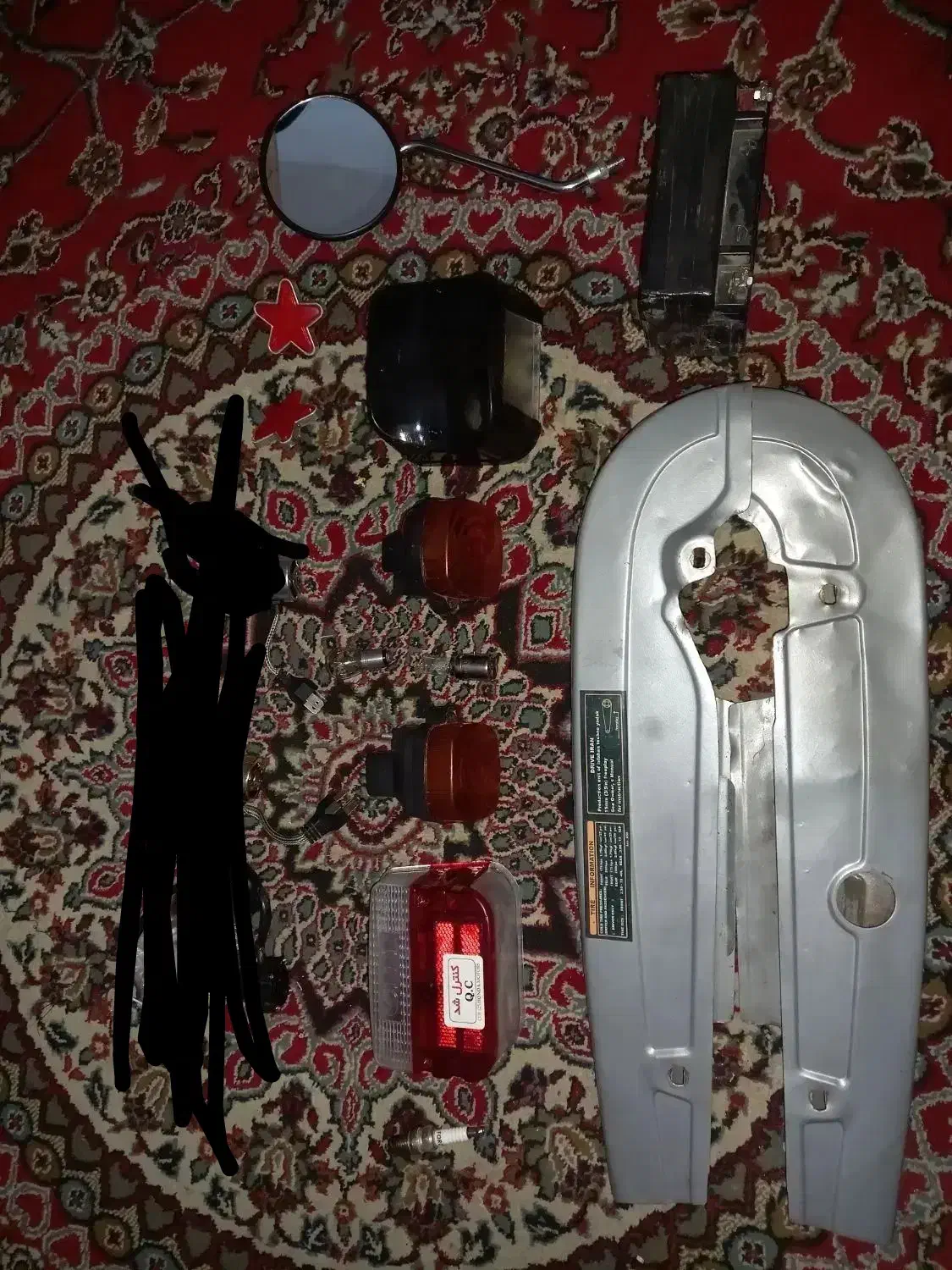 تعدادی وسایل یدکی موتور هوندا|قطعات یدکی و لوازم جانبی|ملایر, |دیوار