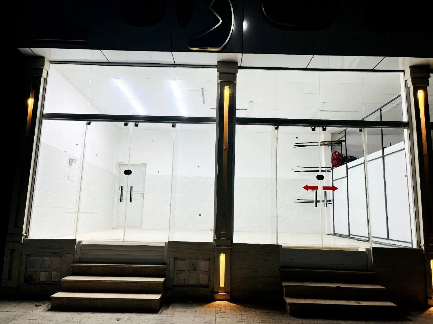 اجاره دودهنه مغازه|اجارهٔ مغازه و غرفه|بم, |دیوار