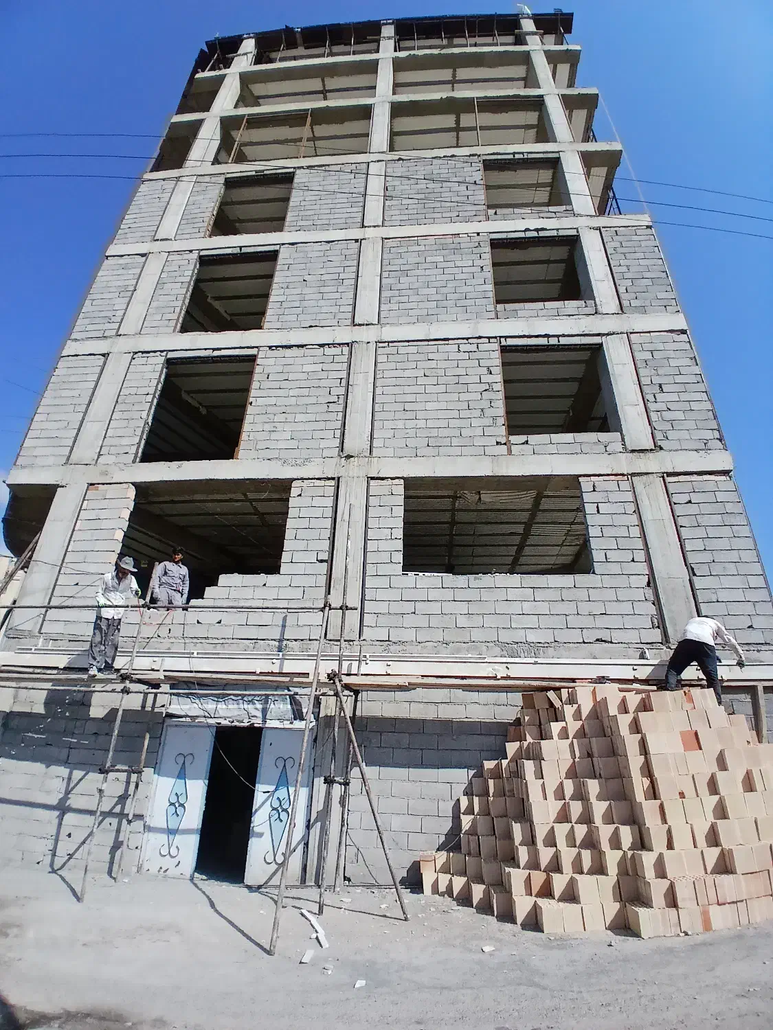 اجرای پروژه های ساختمانی صفر تا صد با تامین مصالح|خدمات پیشه و مهارت|رشت, منظریه|دیوار