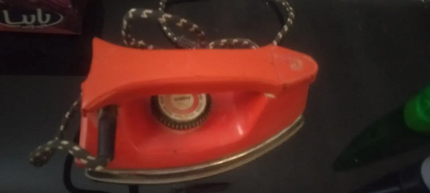 اتو قدیمی|اتو و لوازم اتو|سده (خراسان جنوبی), |دیوار