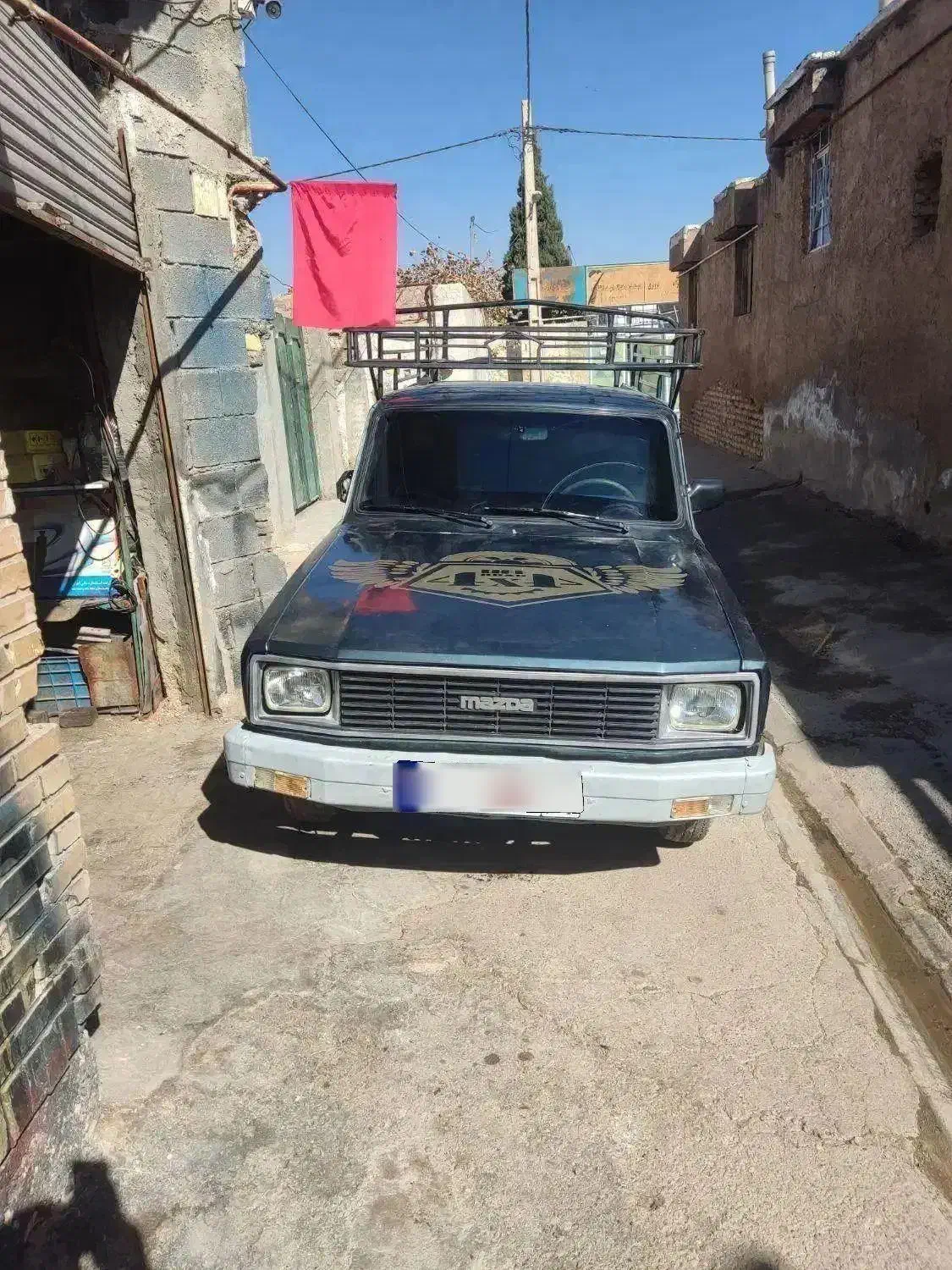 وانت مزدا مدل 83|خودرو سواری و وانت|شیراز, گچی|دیوار