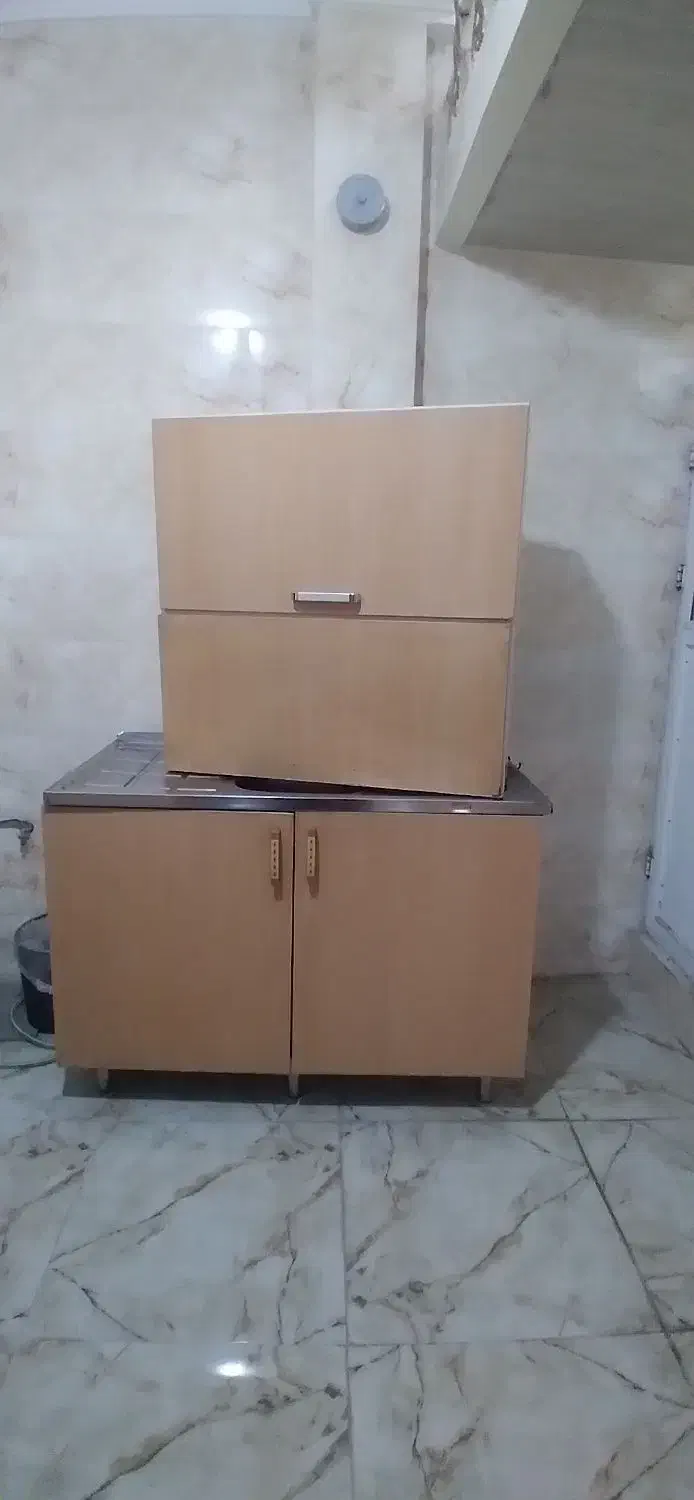 هود و کابینت و سینگ|آبچکان و نظمدهنده ظروف|کرمانشاه, |دیوار