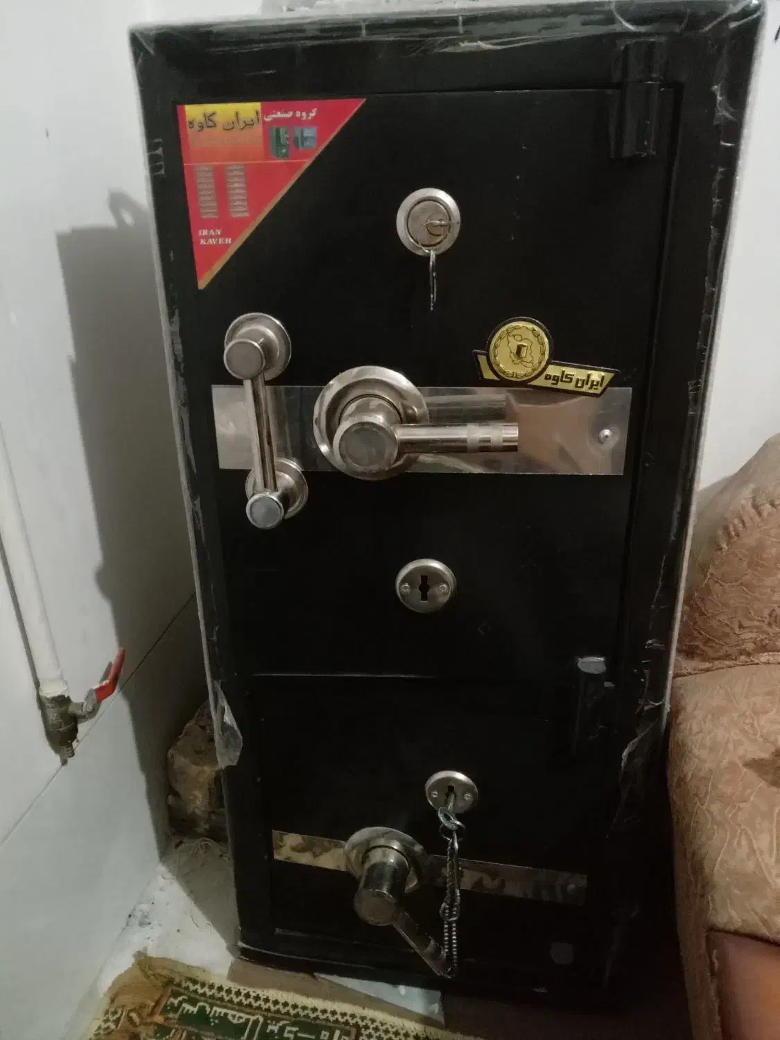 گاوصندوق دوطبقه پابه نو ایران کاوه|ابزارآلات|زیباشهر, |دیوار