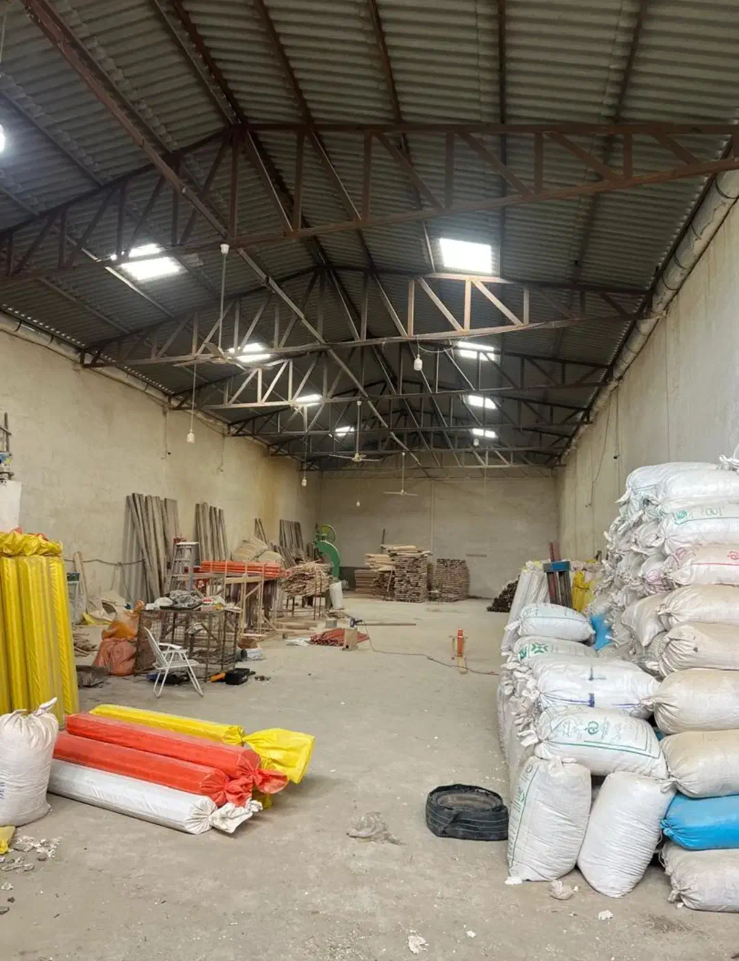 اجاره سوله 420 متری داخل جرجان 26|اجارهٔ مغازه و غرفه|گرگان, |دیوار