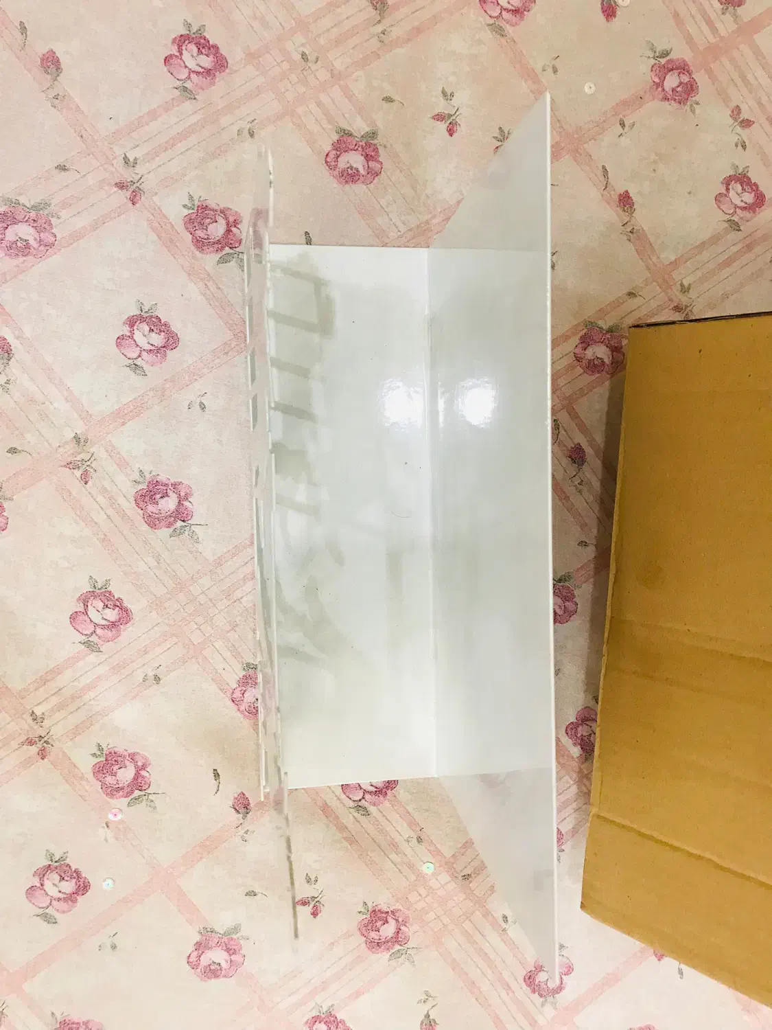 جای مجله و روزنامه ایکیا بدنه فلزی نوی نو|صنایع دستی و سایر لوازم تزئینی|تهران, ونک|دیوار