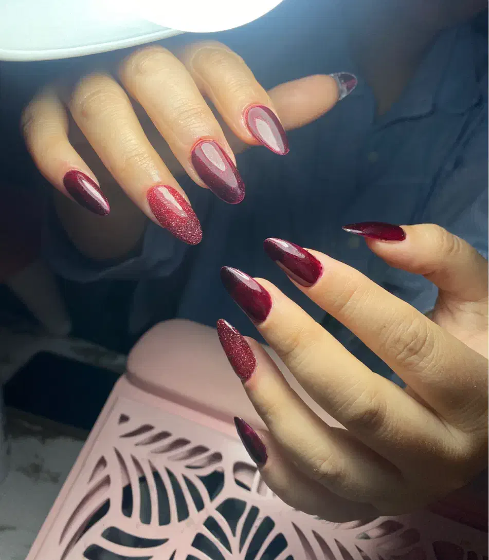 کاشت وترمیم ناخن|خدمات آرایشگری و زیبایی|قم, شهرک امام حسین|دیوار