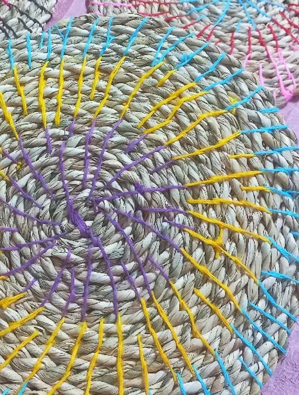 سفره حصیری رنگارنگ وزیبا|سفره، حوله، دستمال آشپزخانه|رشت, انصاری|دیوار