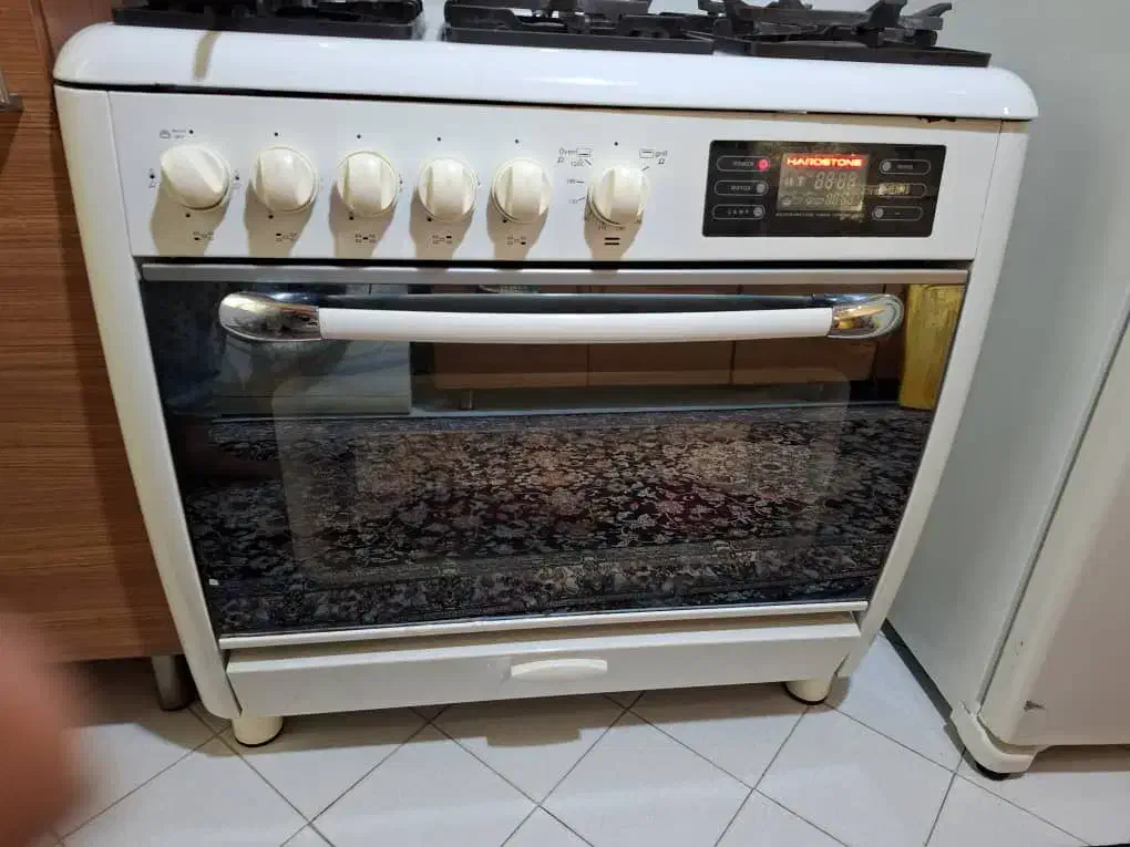 اجاق گاز پنج شعله فر دار هاردستون بسیار تمیز ونو|اجاق گاز و لوازم برقی پخت‌وپز|تهران, وحیدیه|دیوار