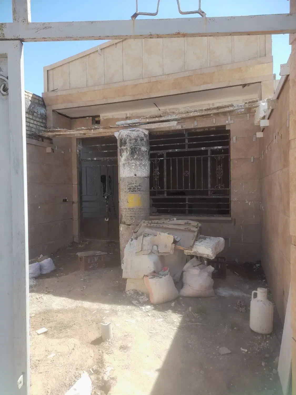 سیمان کاری دیوار چینی کاشیکاری|خدمات پیشه و مهارت|نیشابور, ده حلاج|دیوار