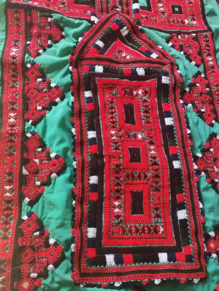 کامل آماده|لباس|سراوان, |دیوار