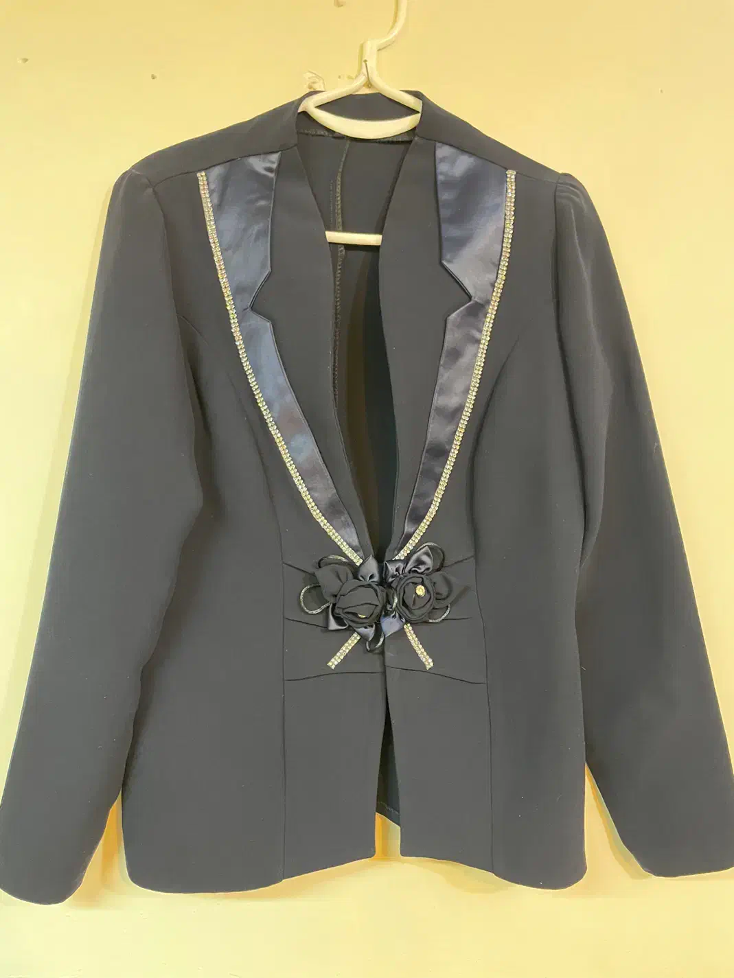 لباس مجلسی و پوتین سربازی-کفش بچه گانه|لباس|مشهد, آیت الله کاشانی|دیوار