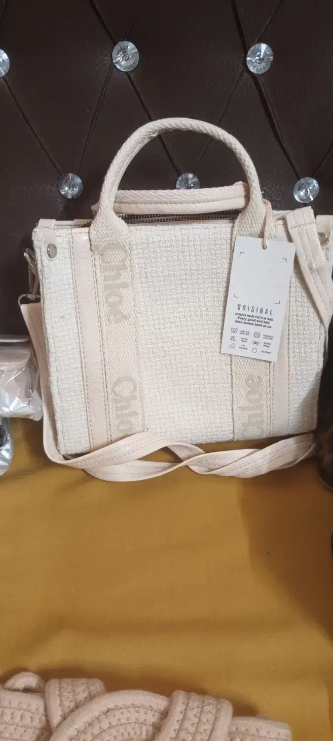 کفش|کیف، کفش، کمربند|آران و بیدگل, |دیوار