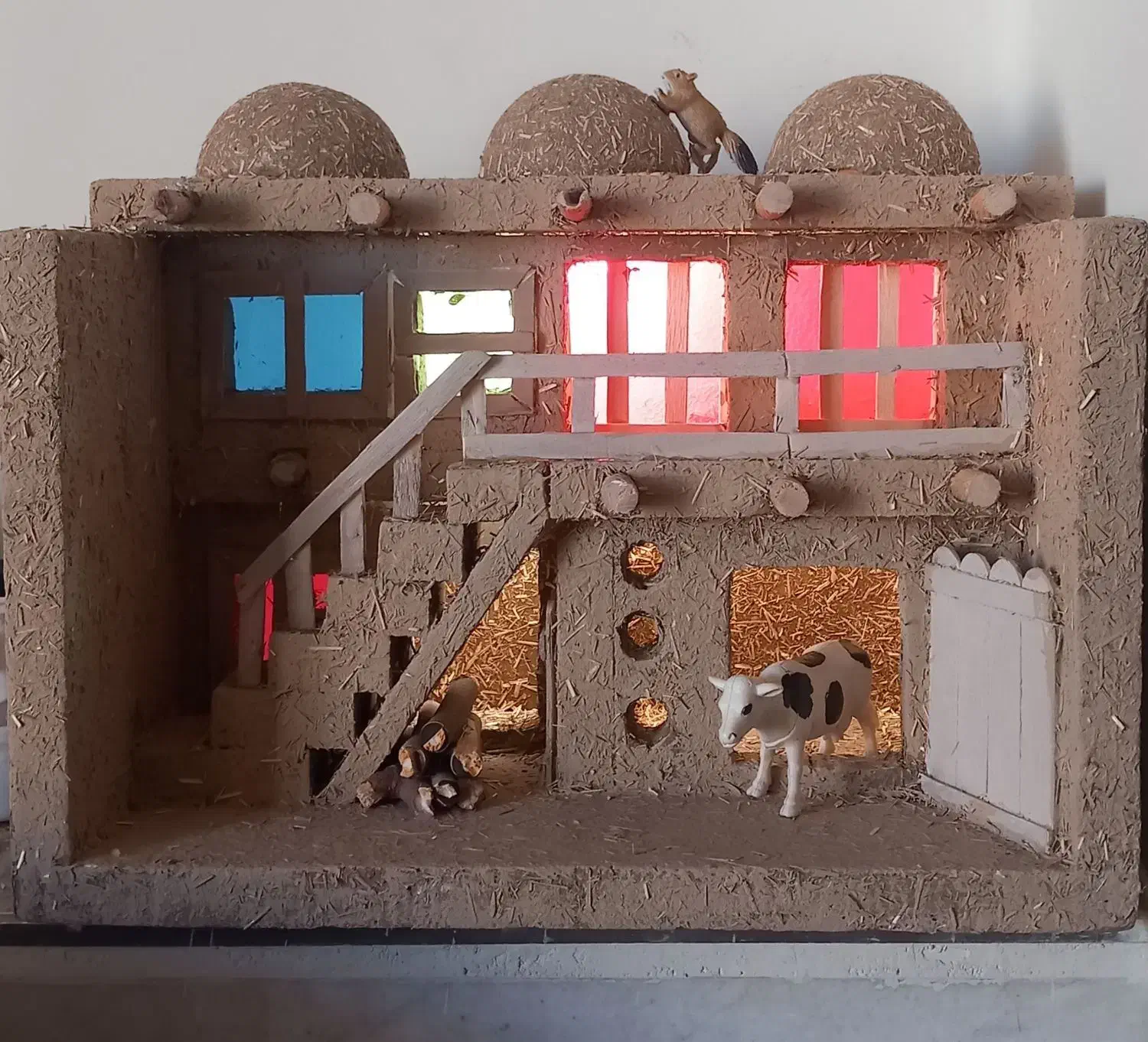 ماکت خانه کاهگلی|مجسمه، تندیس، ماکت|شهرضا, |دیوار