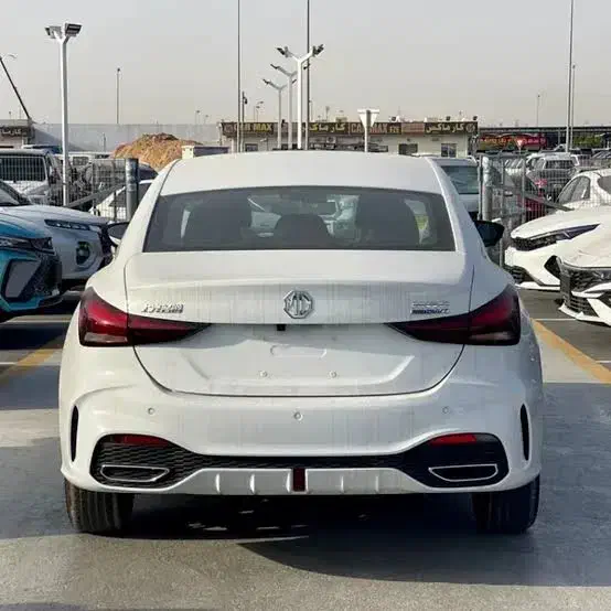 ام جی فایو 2025|خودرو سواری و وانت|امیدیه, |دیوار