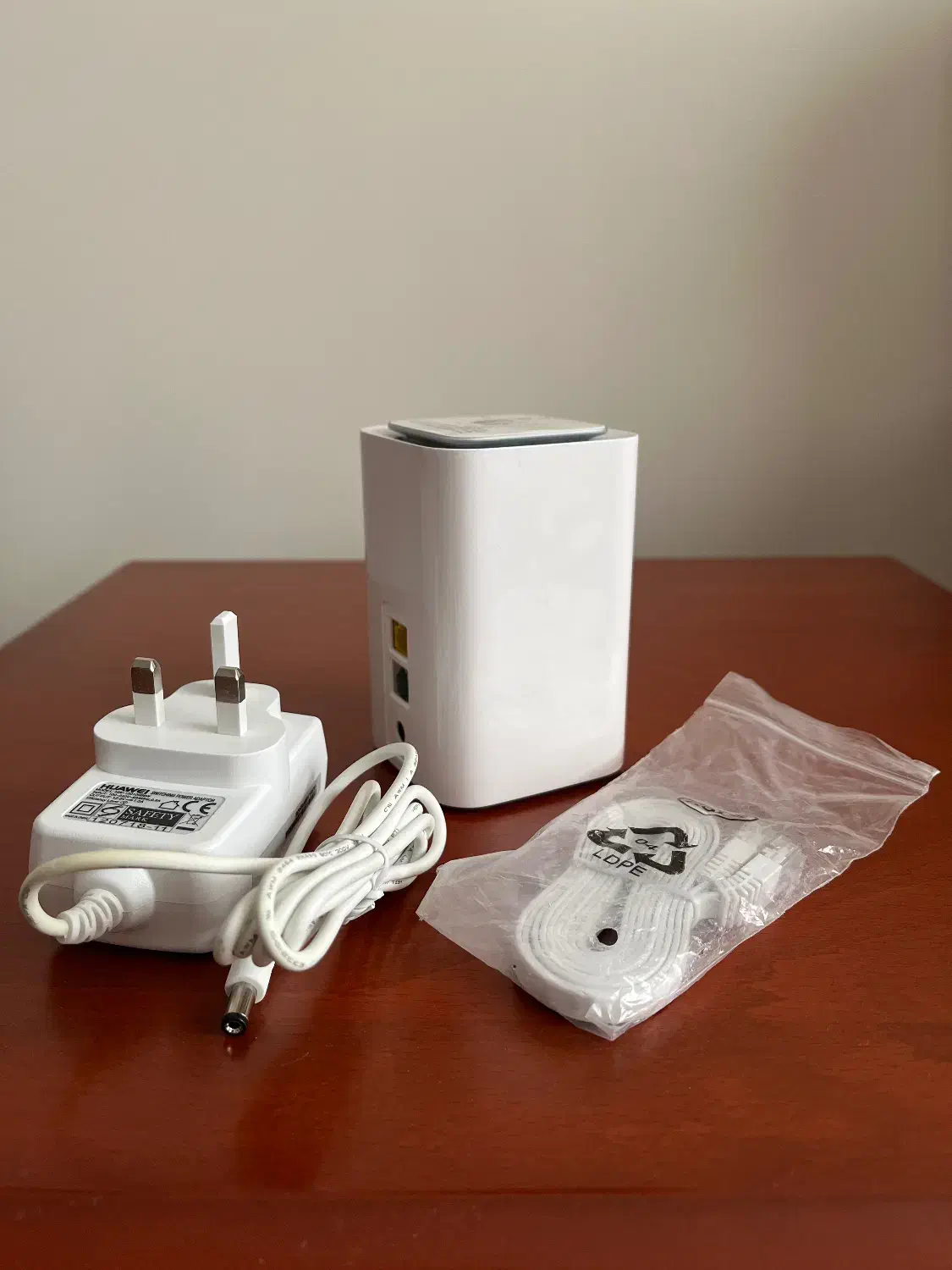 مودم huawei LTE cube مدل E5180|مودم و تجهیزات شبکه|تهران, توحید|دیوار