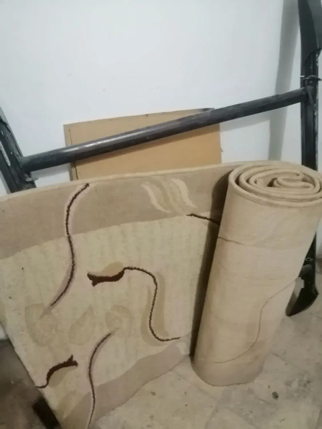 فرش ماشینی کناره|فرش|قزوین, |دیوار