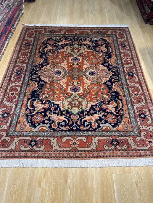 فرش مربع تبریز ۲۰۰*۲۵۰|فرش|تهران, سلسبیل شمالی|دیوار