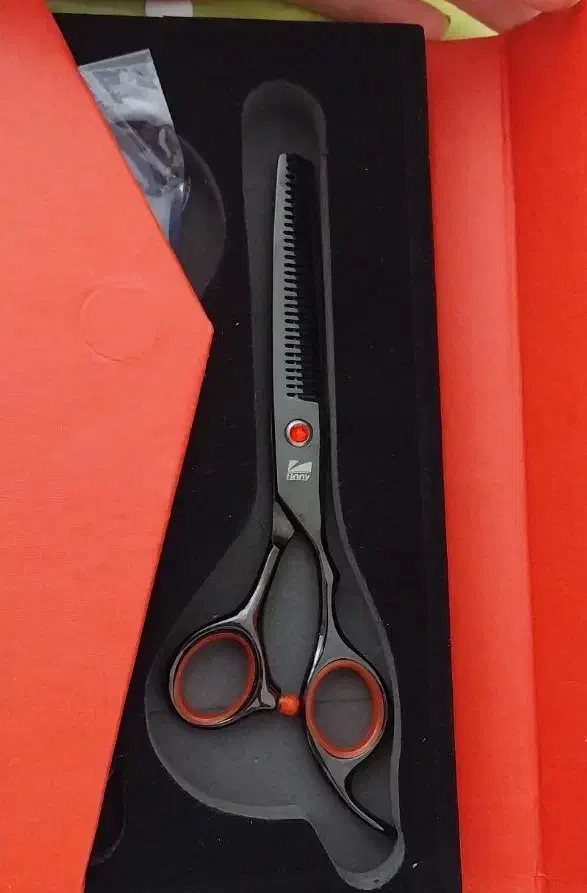 قیچی پیتاژ فینی|آرایشی، بهداشتی، درمانی|ایلام, |دیوار