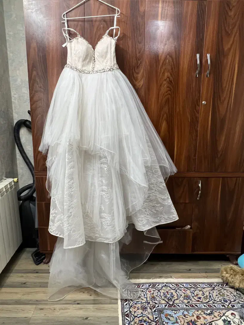 لباس عروس|لباس|کاشان, امیرکبیر|دیوار