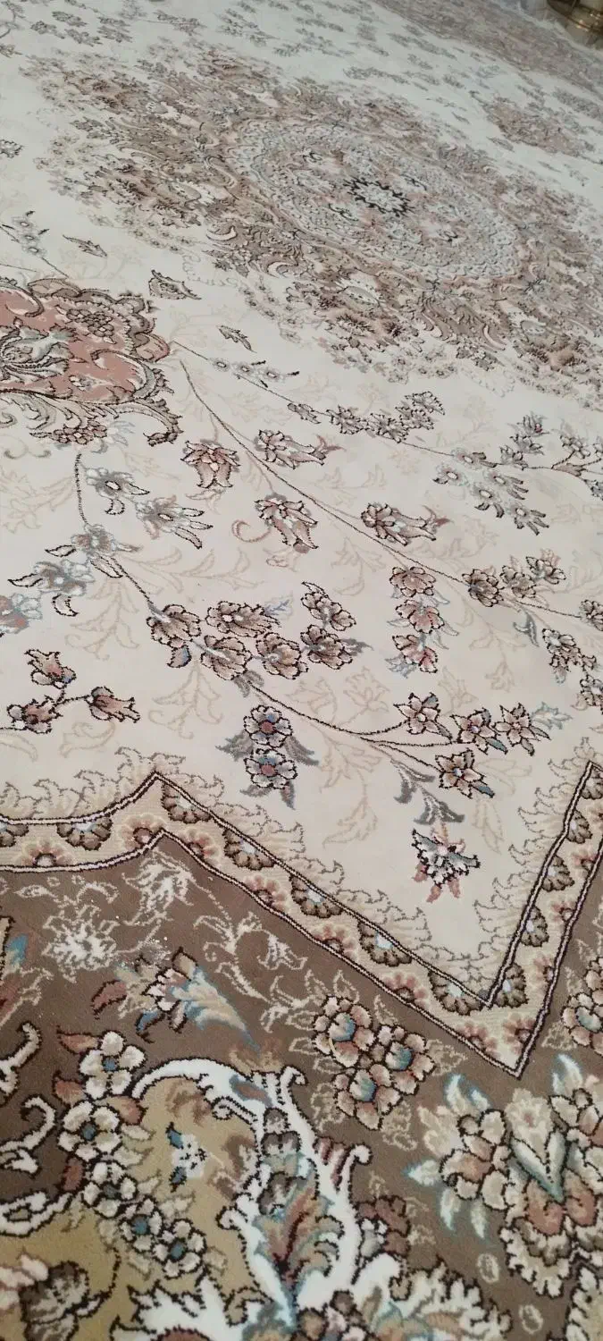 قالی ۱۲متری در حد نو|فرش|کارون, |دیوار