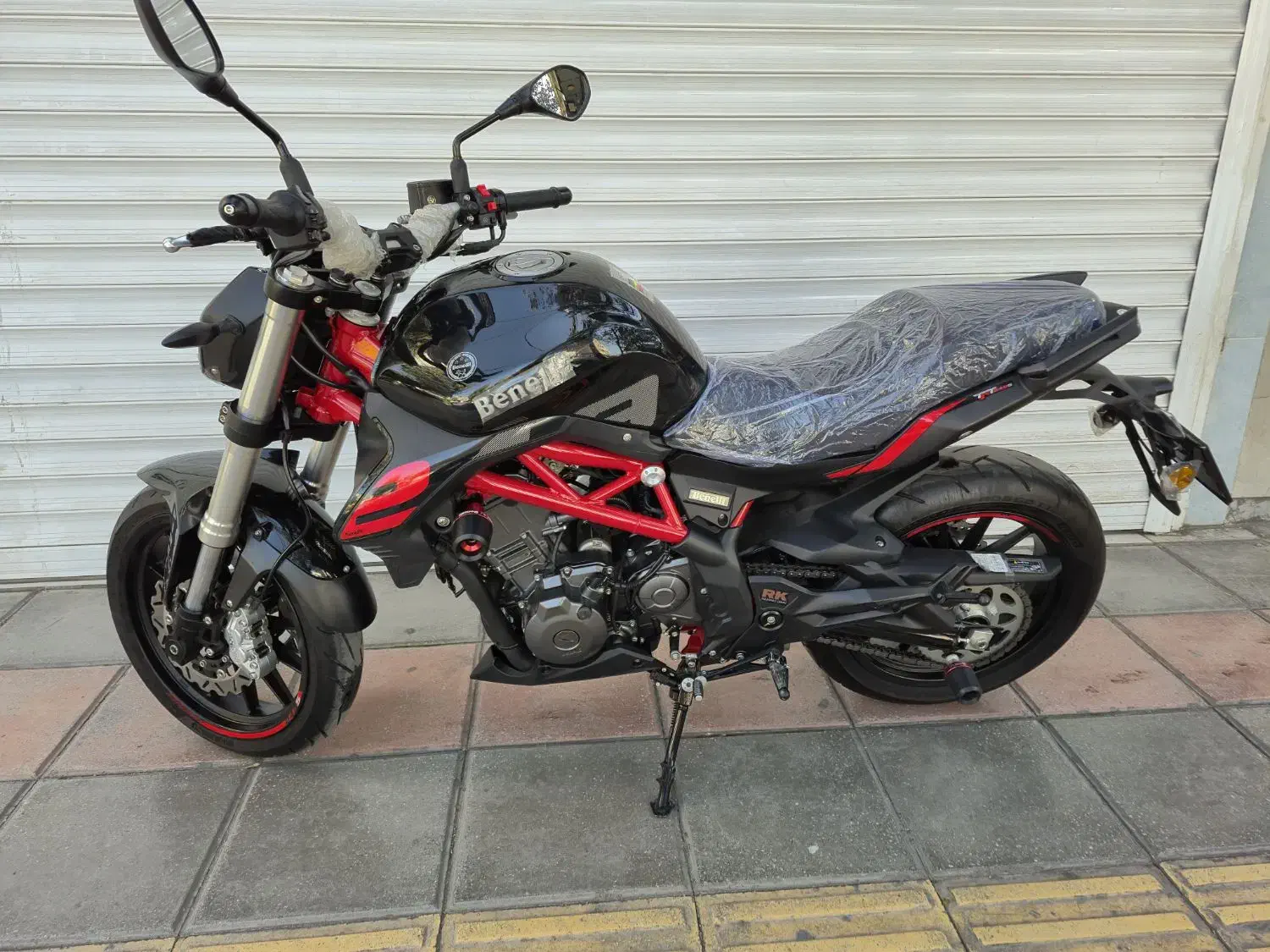 بنلی ۳۰۰ استثنایی|موتورسیکلت|قم, عمار یاسر|دیوار