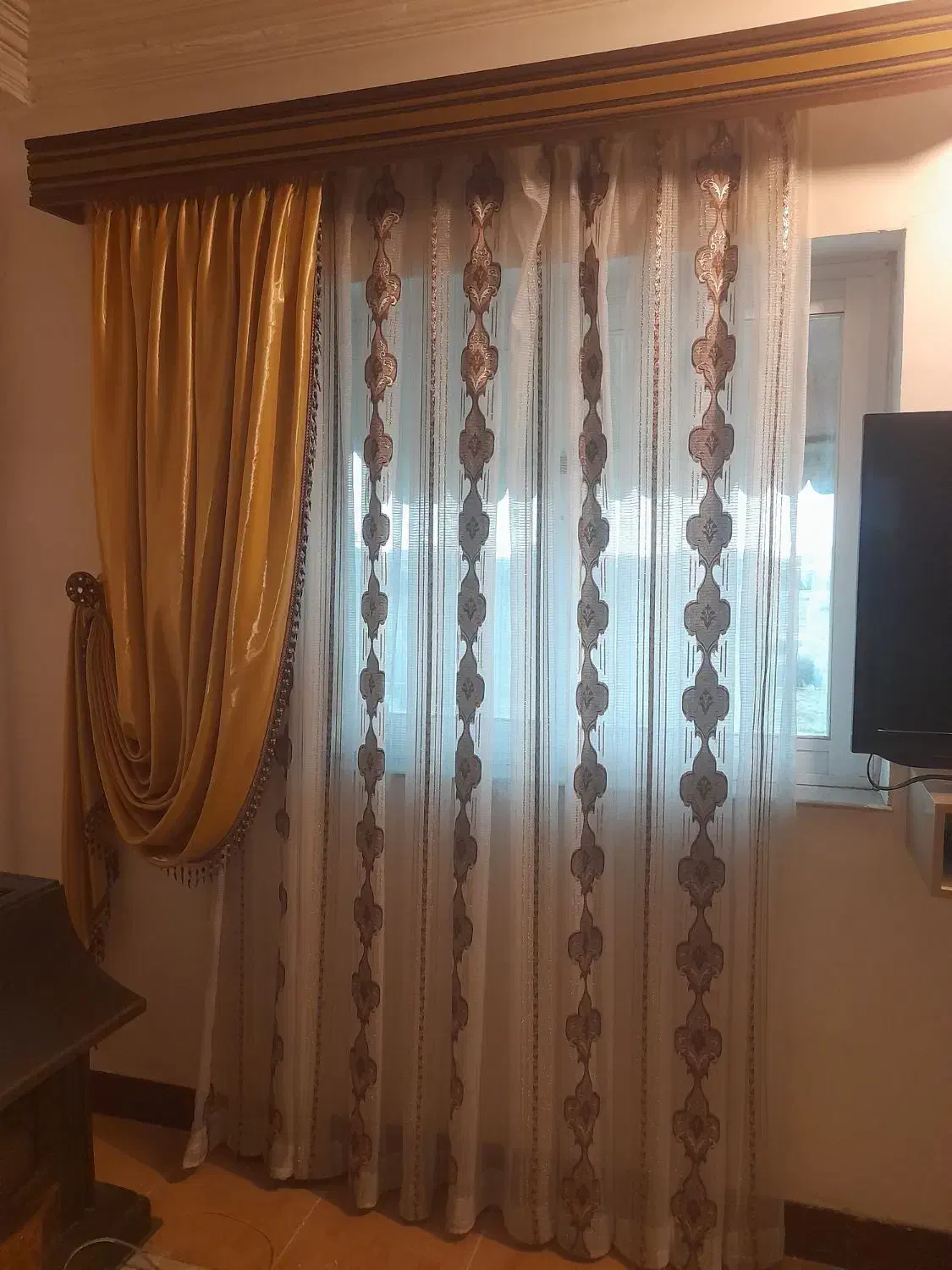 فروش پرده|پرده، رانر، رومیزی|بهنمیر, |دیوار