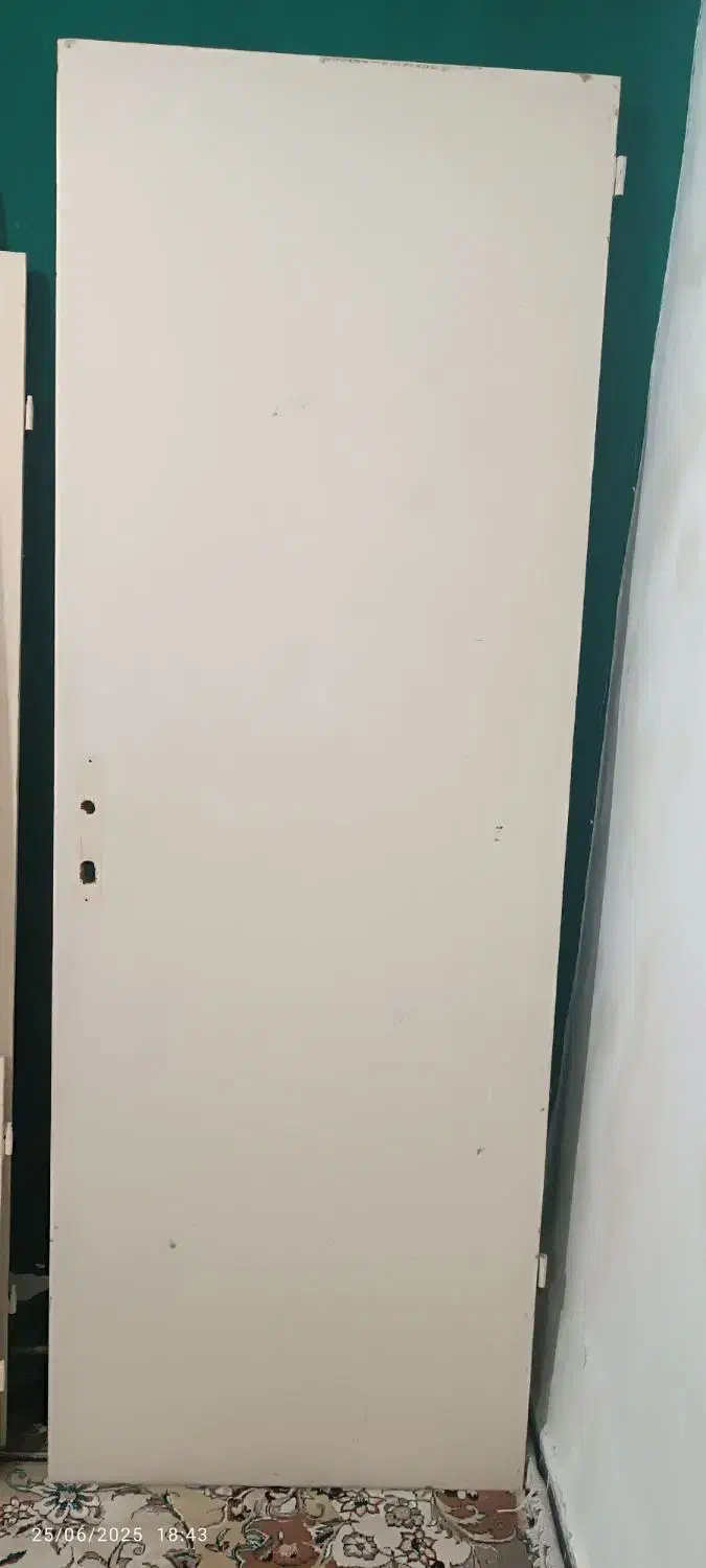 در اتاق کمد دیواری|جاکفشی، کمد، دراور|گتوند, |دیوار