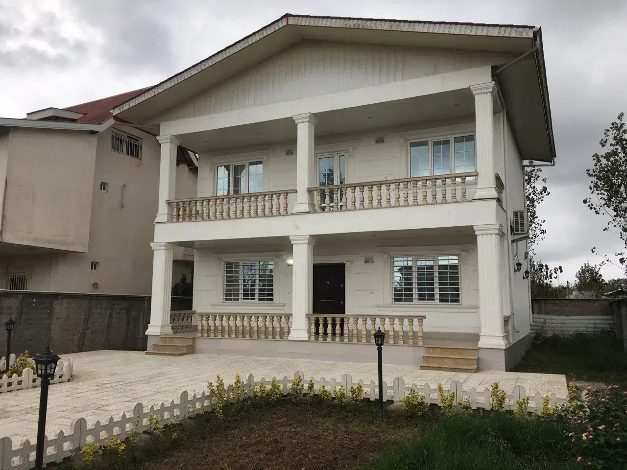 ویلا دوبلکس 200متری در شهرک چمخاله تپه|فروش خانه و ویلا|چاف و چمخاله, |دیوار