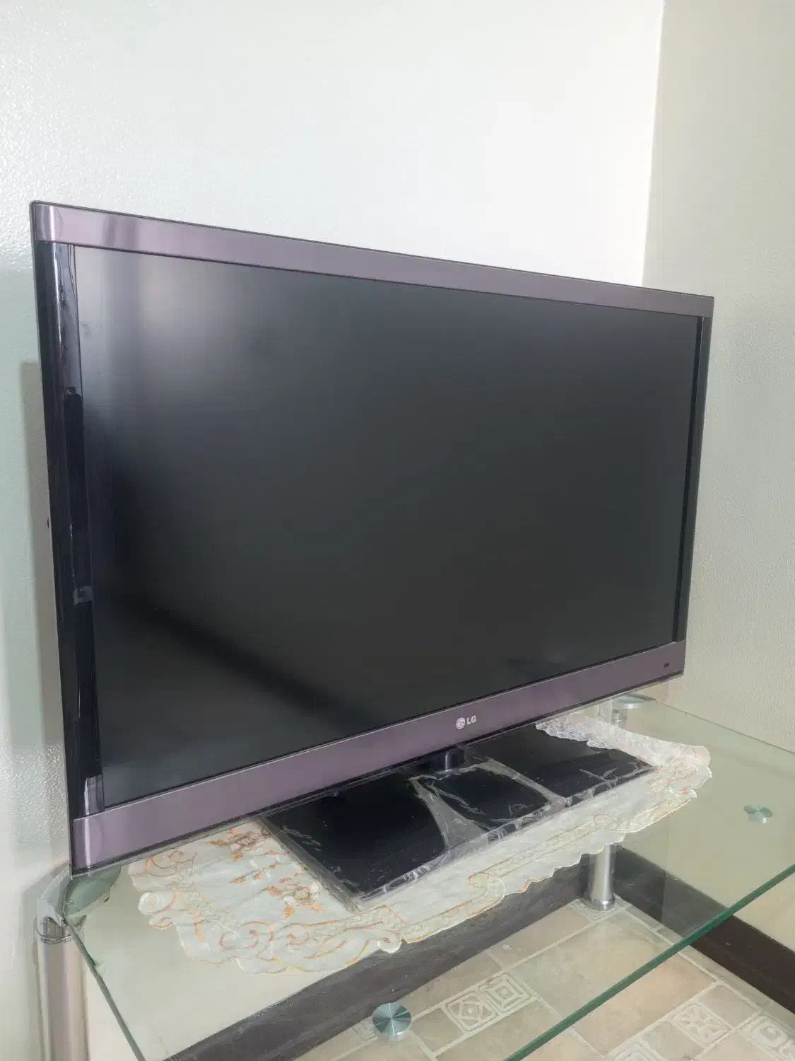 تلویزیون 42اینچ سه بعدی ال جی مدل 42LW57000|تلویزیون و پروژکتور|شاهینشهر, عطار|دیوار