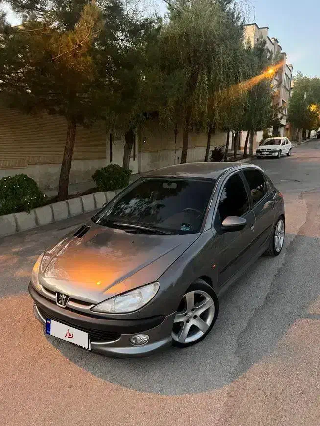 پژو ۲۰۶ تیپ ۵|خودرو سواری و وانت|اصفهان, خواجو|دیوار