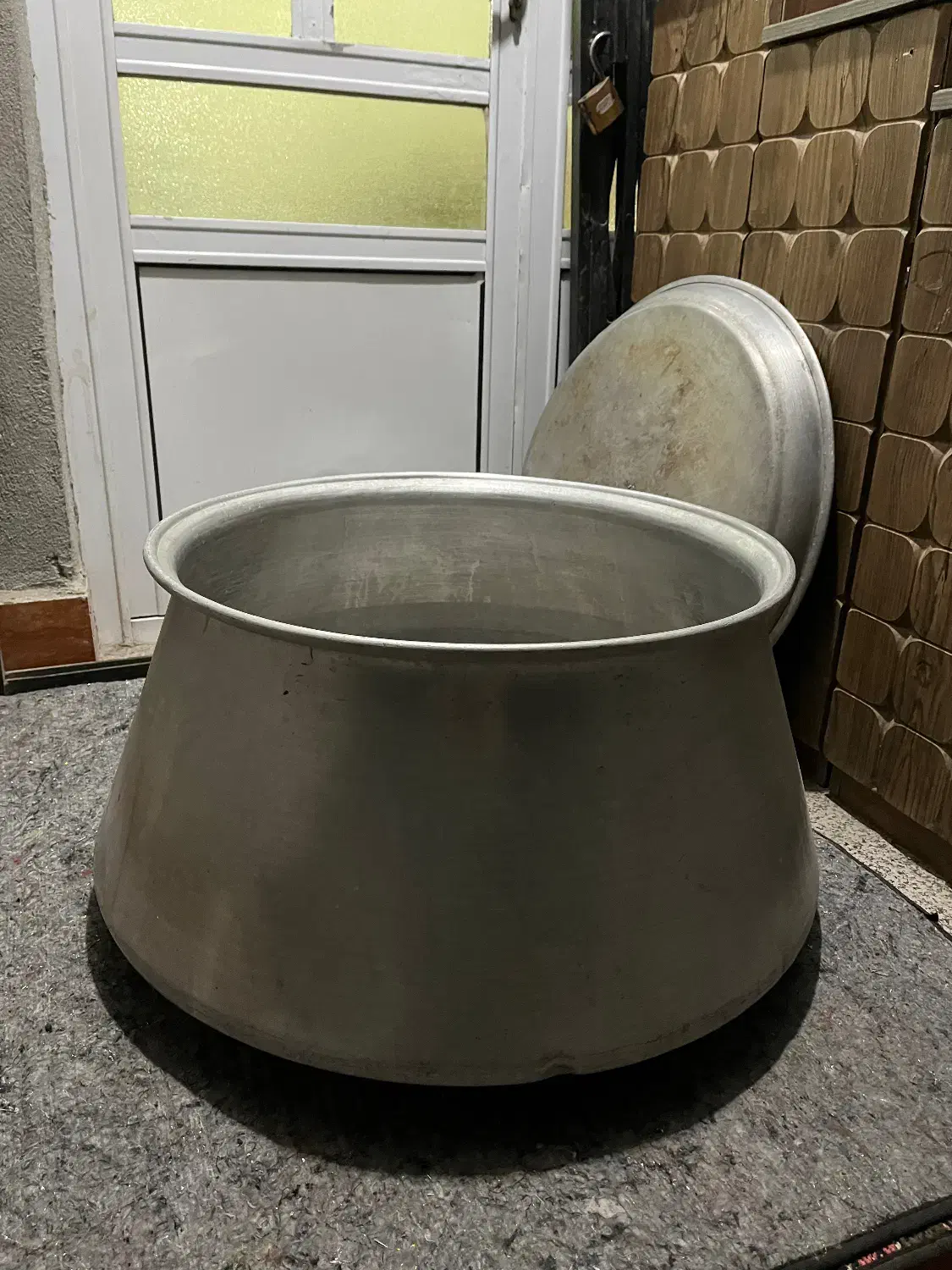 قابلمه بزرگ به همراه مجمعه|ظروف پخت‌وپز|گرگان, |دیوار