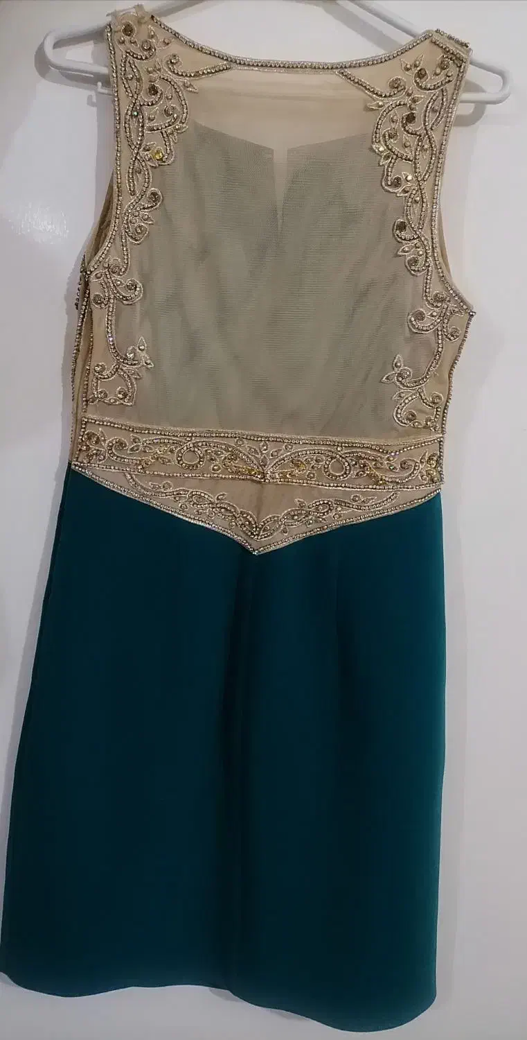 لباس|لباس|شیراز, ده پیاله|دیوار