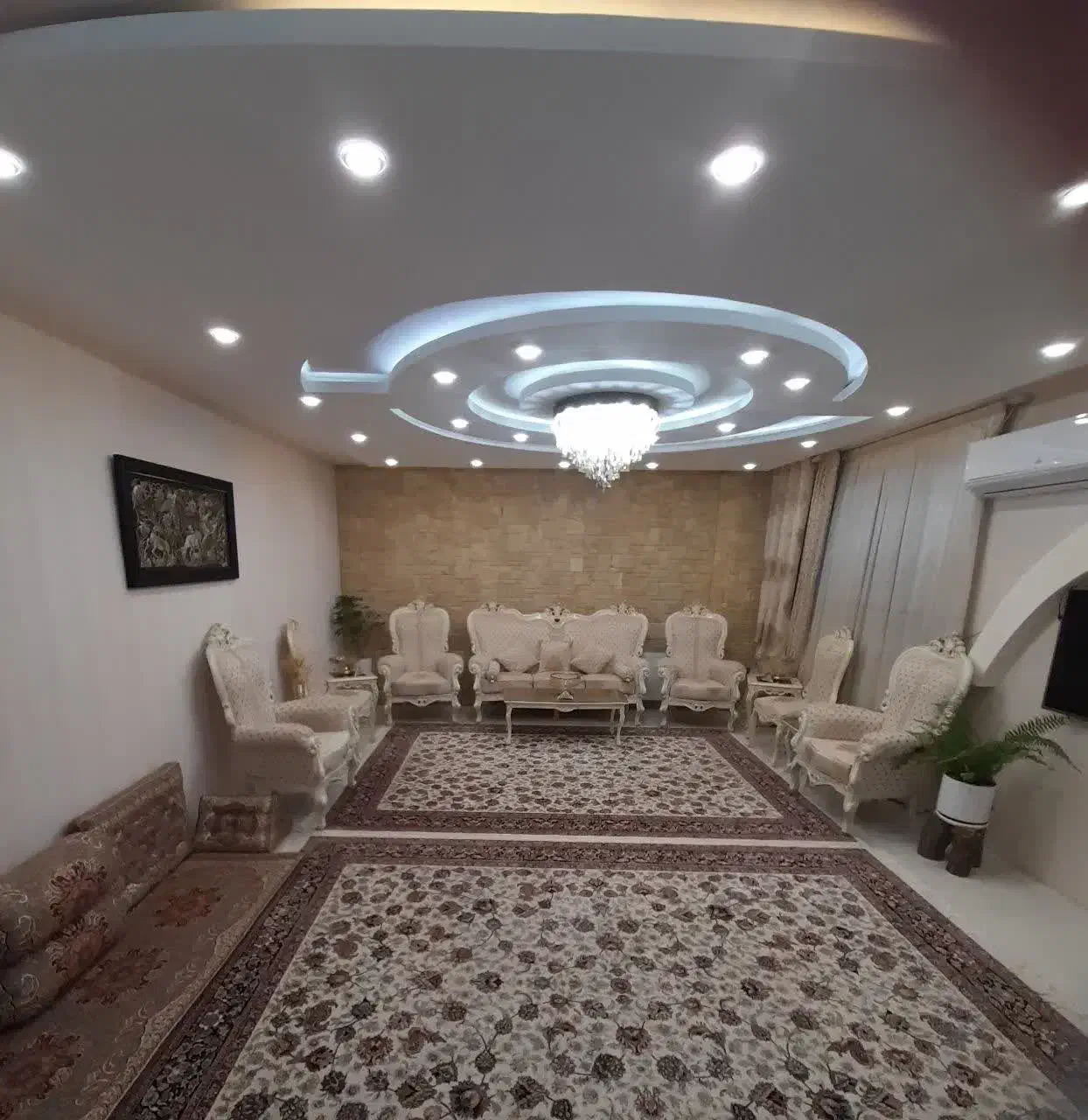 مبلمان ۹ نفره با نهارخوری ۸ نفره|مبلمان خانگی و میز عسلی|مشهد, کلاهدوز|دیوار