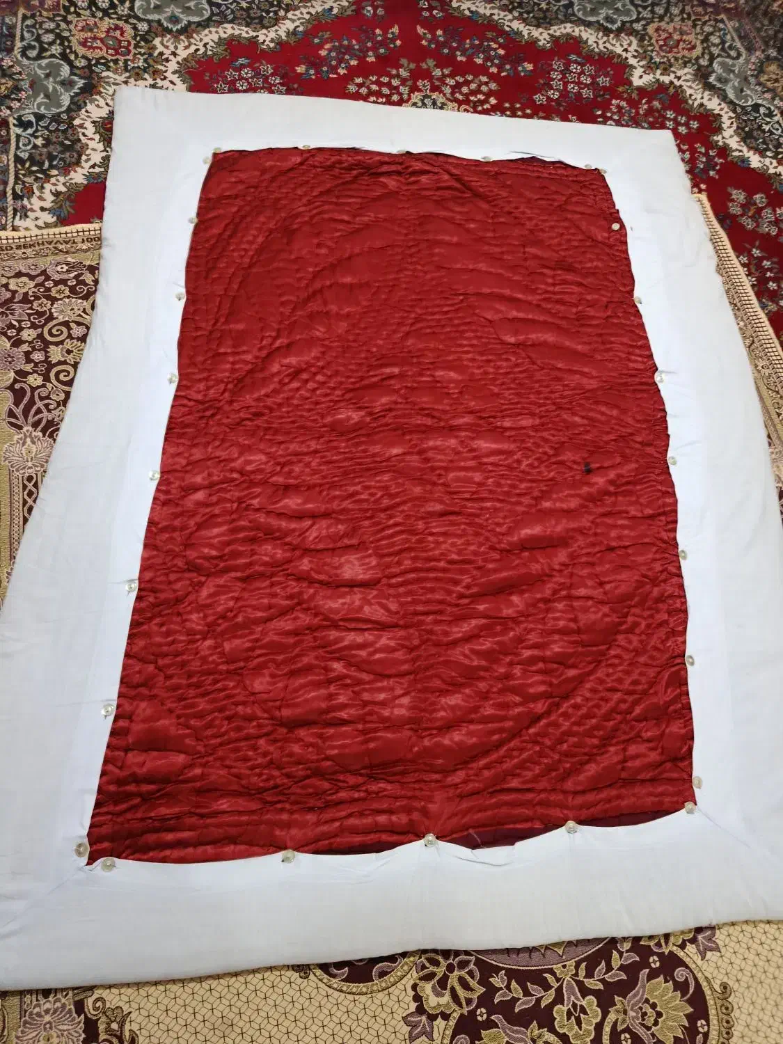 لحافت|رختخواب، بالش، پتو|تربت‌حیدریه, آغوی|دیوار