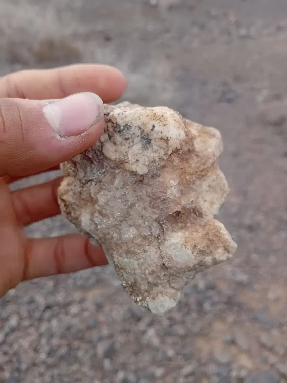 سنگ سیستیرین|کلکسیون اشیاء عتیقه|شهریار, شهرک وائین|دیوار