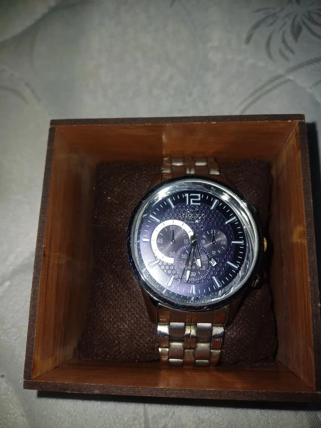 ساعت الگانس|ساعت|پردیس, فاز ۳|دیوار