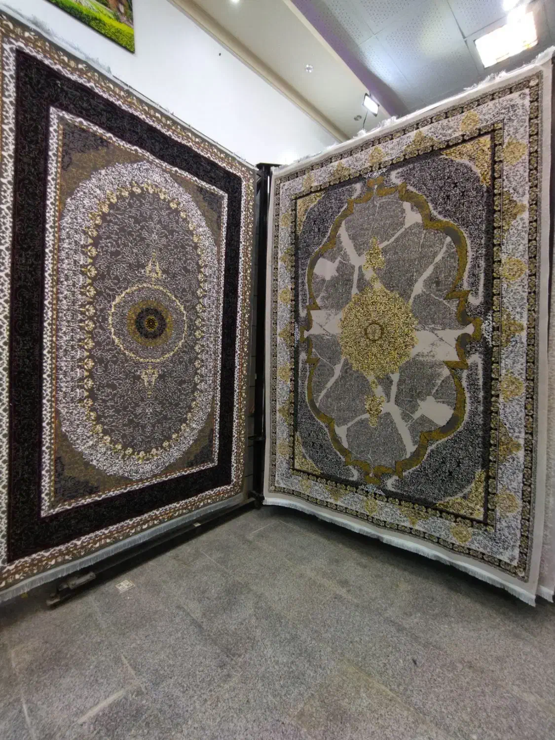 فرش شاهان|فرش|سلماس, |دیوار