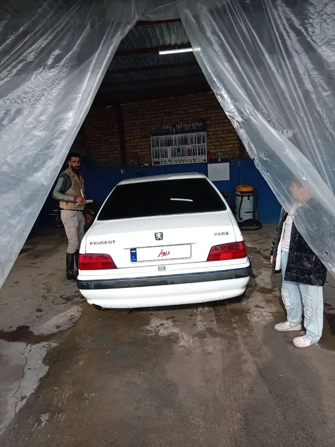 یک دستگاه پژو پارس|خودرو سواری و وانت|میانه, |دیوار