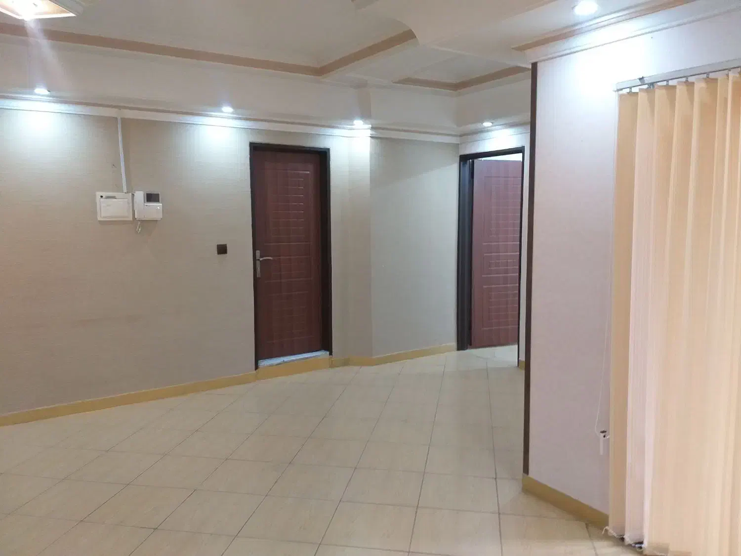 رهن دفترکار طالقانی شمالی