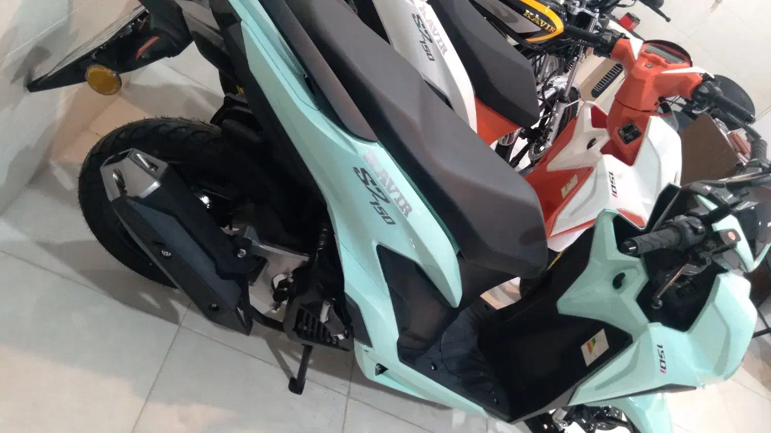 کلیک کویر s2 نیوفیس خشک مدل ۴۰۲|موتورسیکلت|رفسنجان, |دیوار