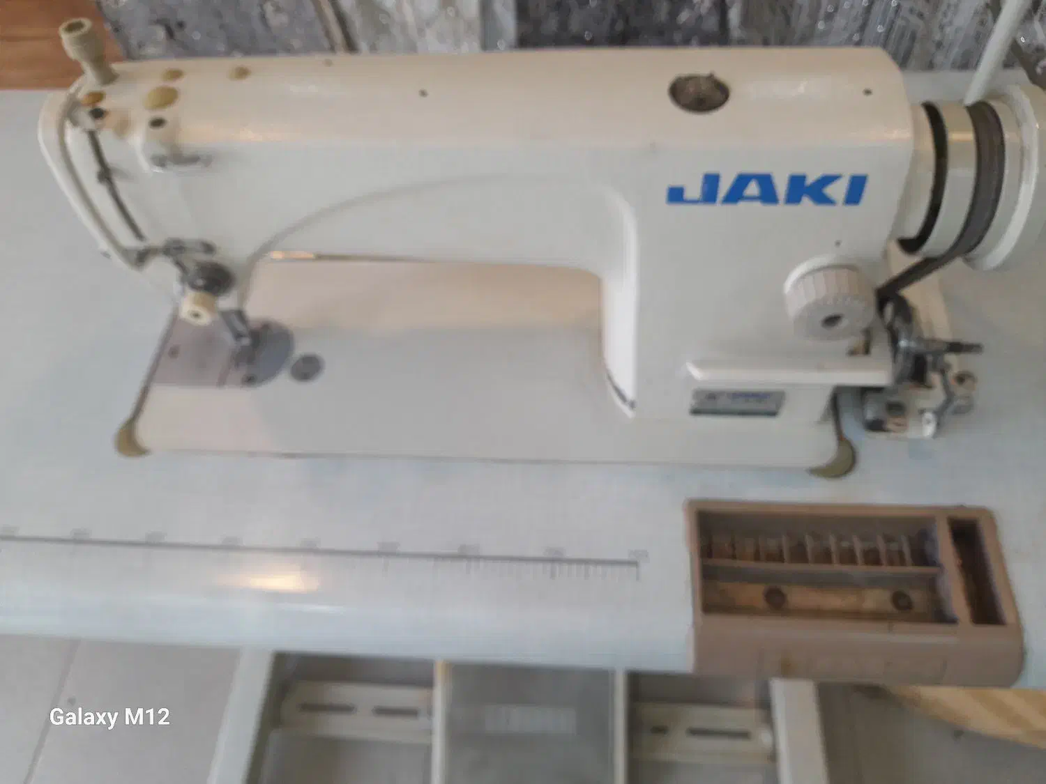 چرخ خیاطی راسته|چرخ خیاطی و ریسندگی|خرمدره, |دیوار