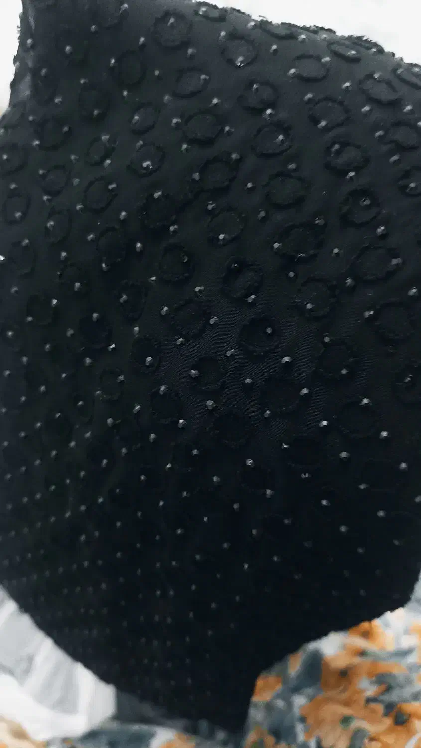 قواره کراس نگین دار|لباس|جوانرود, |دیوار