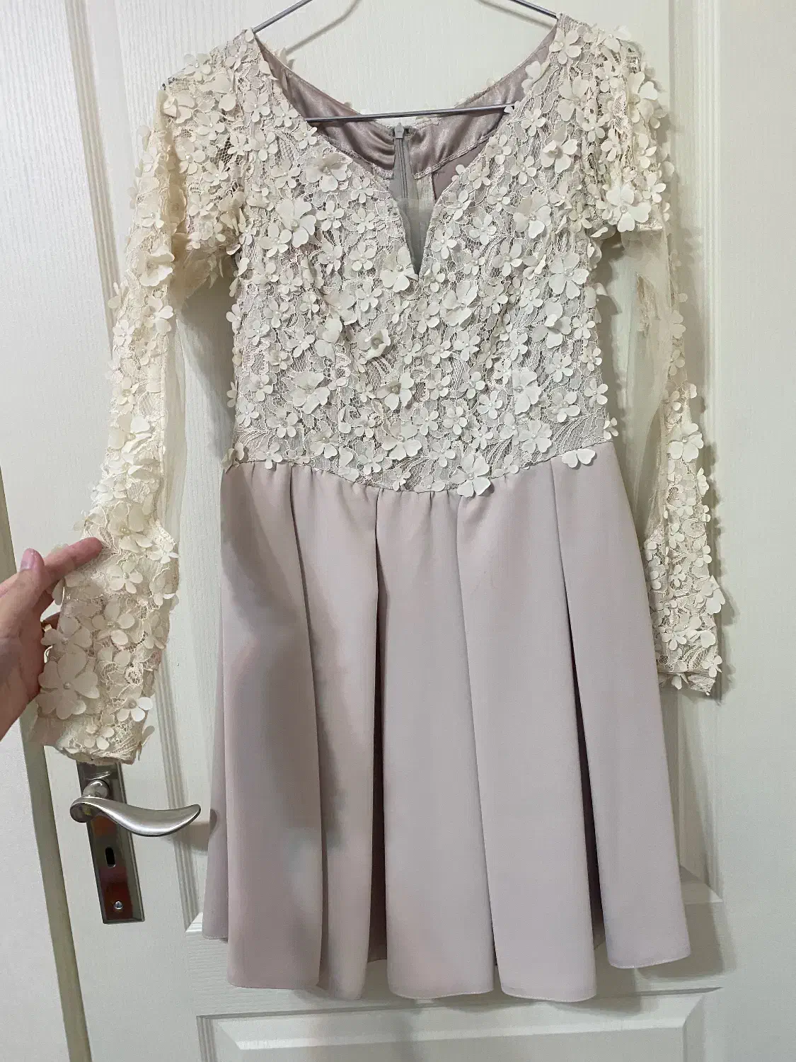 ۲عدد لباس مجلسی|لباس|علی‌آباد کتول, |دیوار